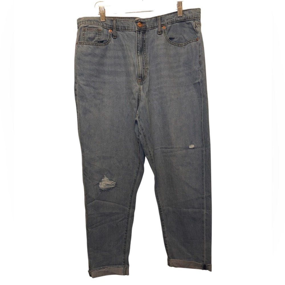 Universal Thread Boyfriend Tapered Leg Jeans Womens 12/31R Blue Denim Cotton